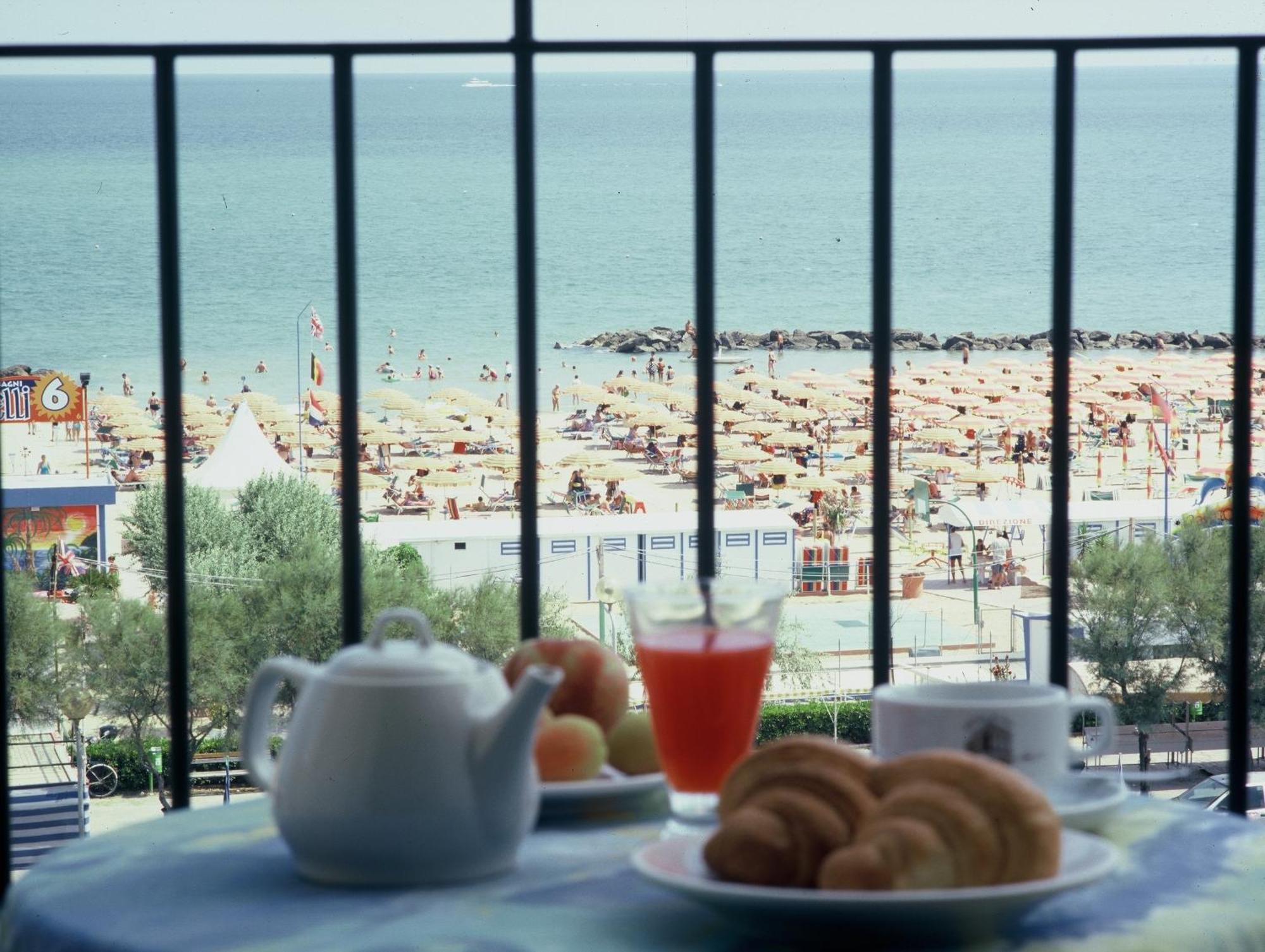 Hotel De La Plage ริมินี ภายนอก รูปภาพ