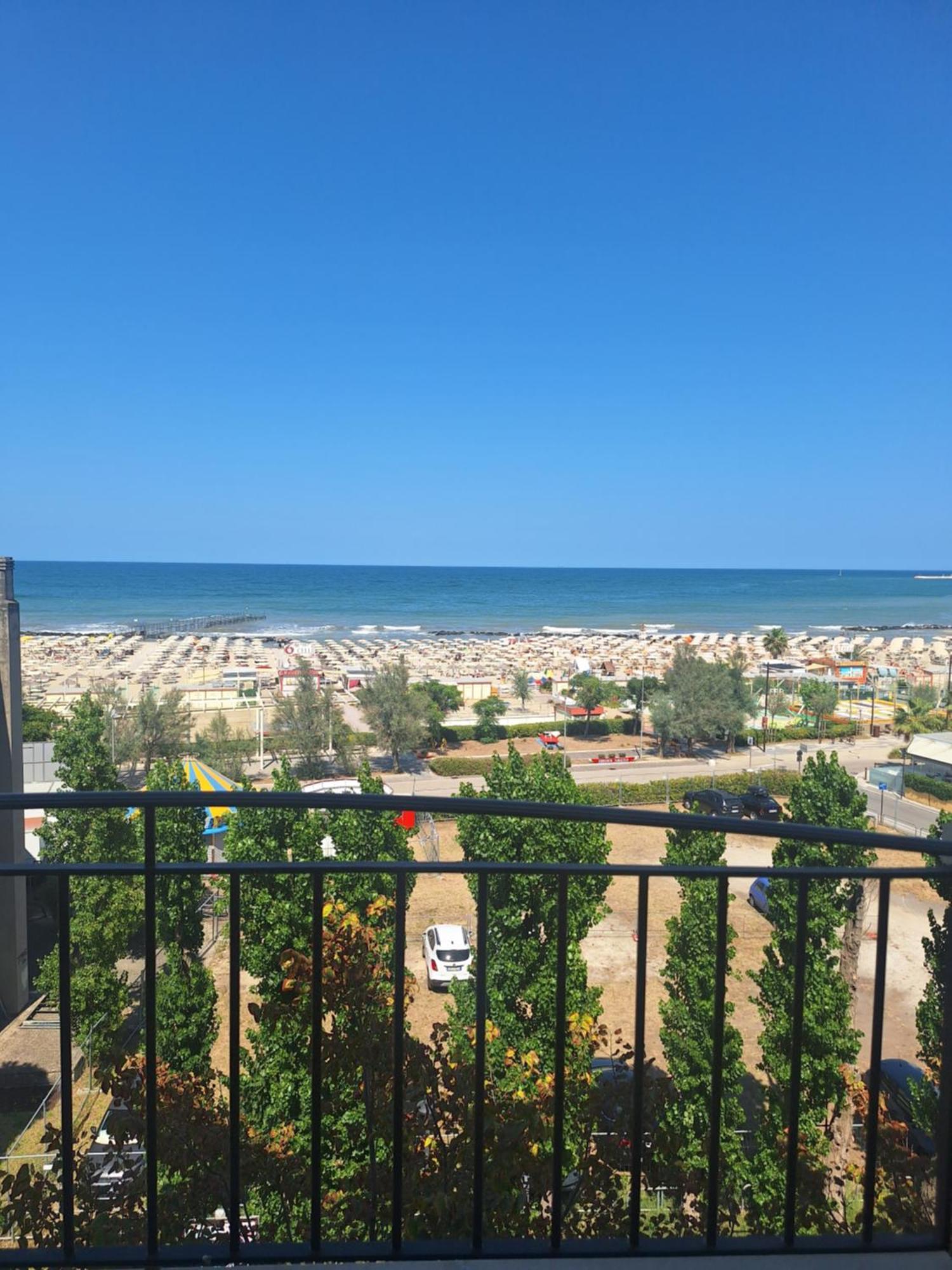 Hotel De La Plage ริมินี ภายนอก รูปภาพ